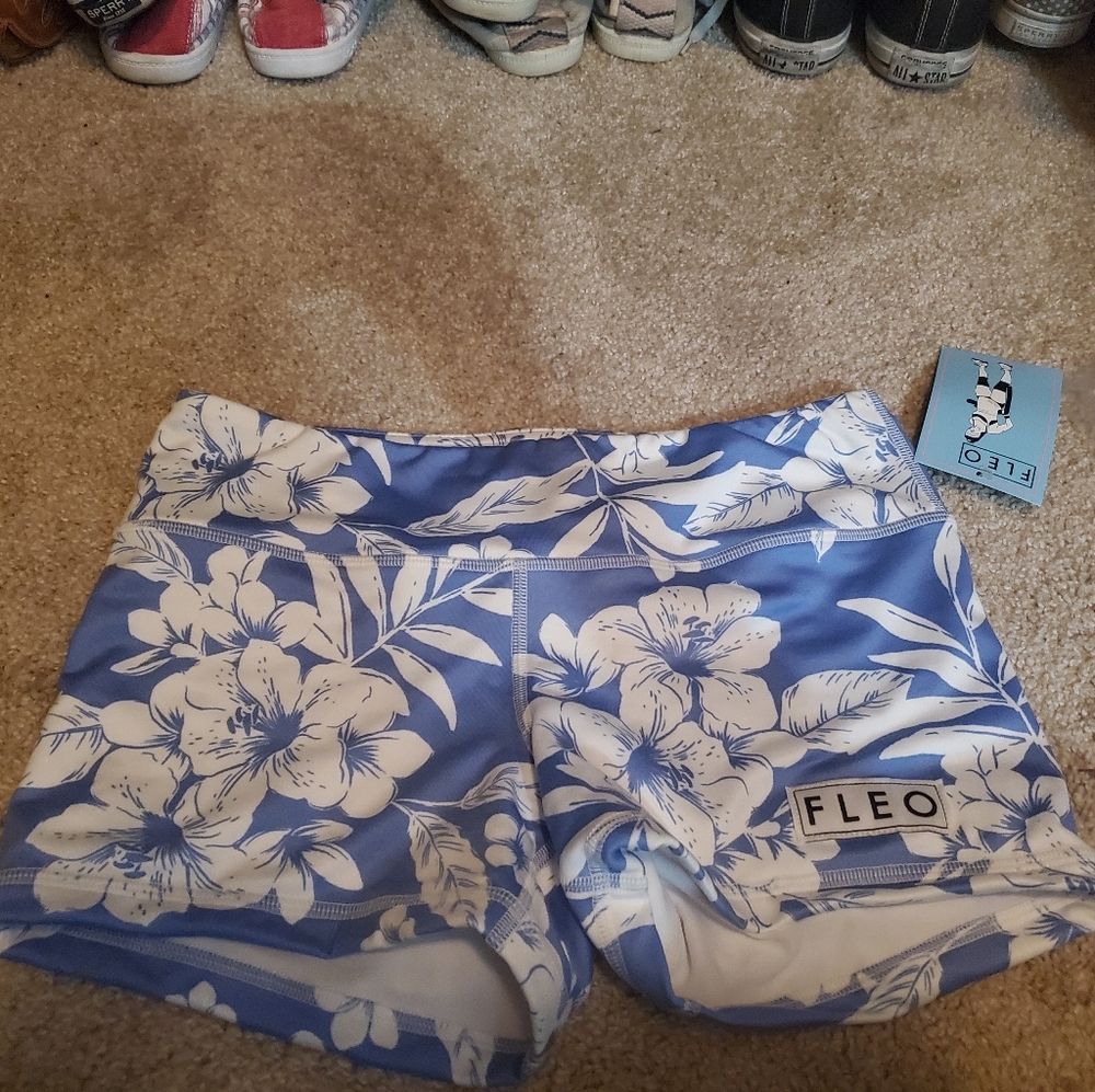 NWT Fleo shorts